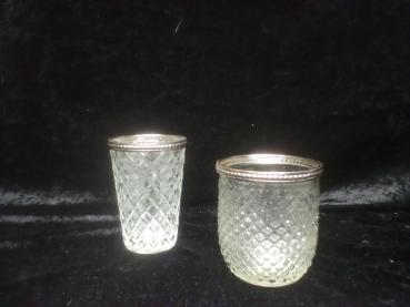 Vase/Gefäß mit Silberrand