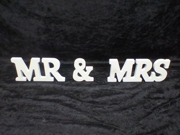 MR & MRS