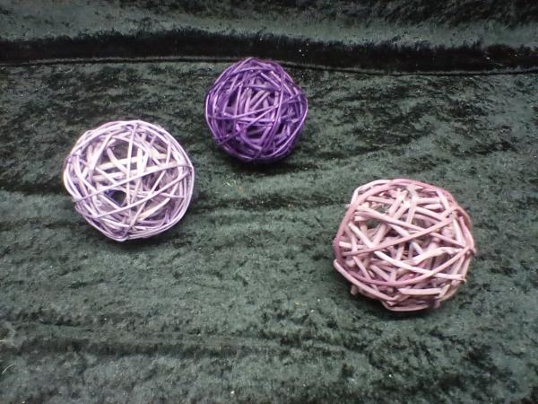 Weidenkugel Farbe flieder/lila